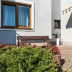 Alojamento de Acomodação e Pequeno-almoço Gosciniec Witomino 3*