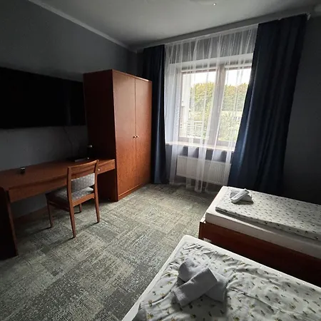 فندق مبيت وإفطار Gosciniec Witomino