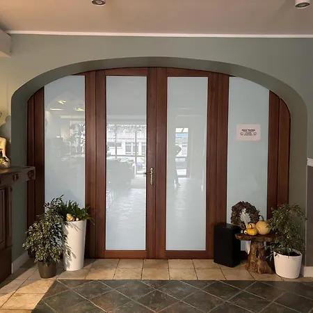 فندق مبيت وإفطار Gosciniec Witomino