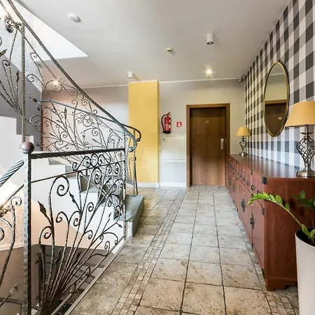 Gosciniec Witomino فندق مبيت وإفطار 3*