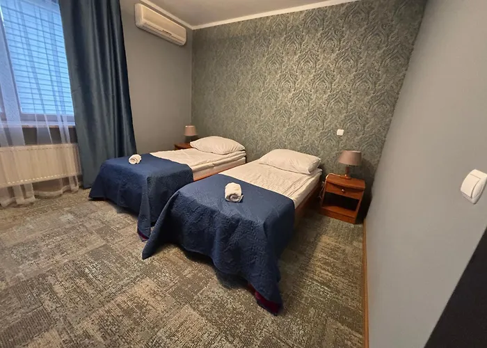 فندق مبيت وإفطار Gosciniec Witomino 3*